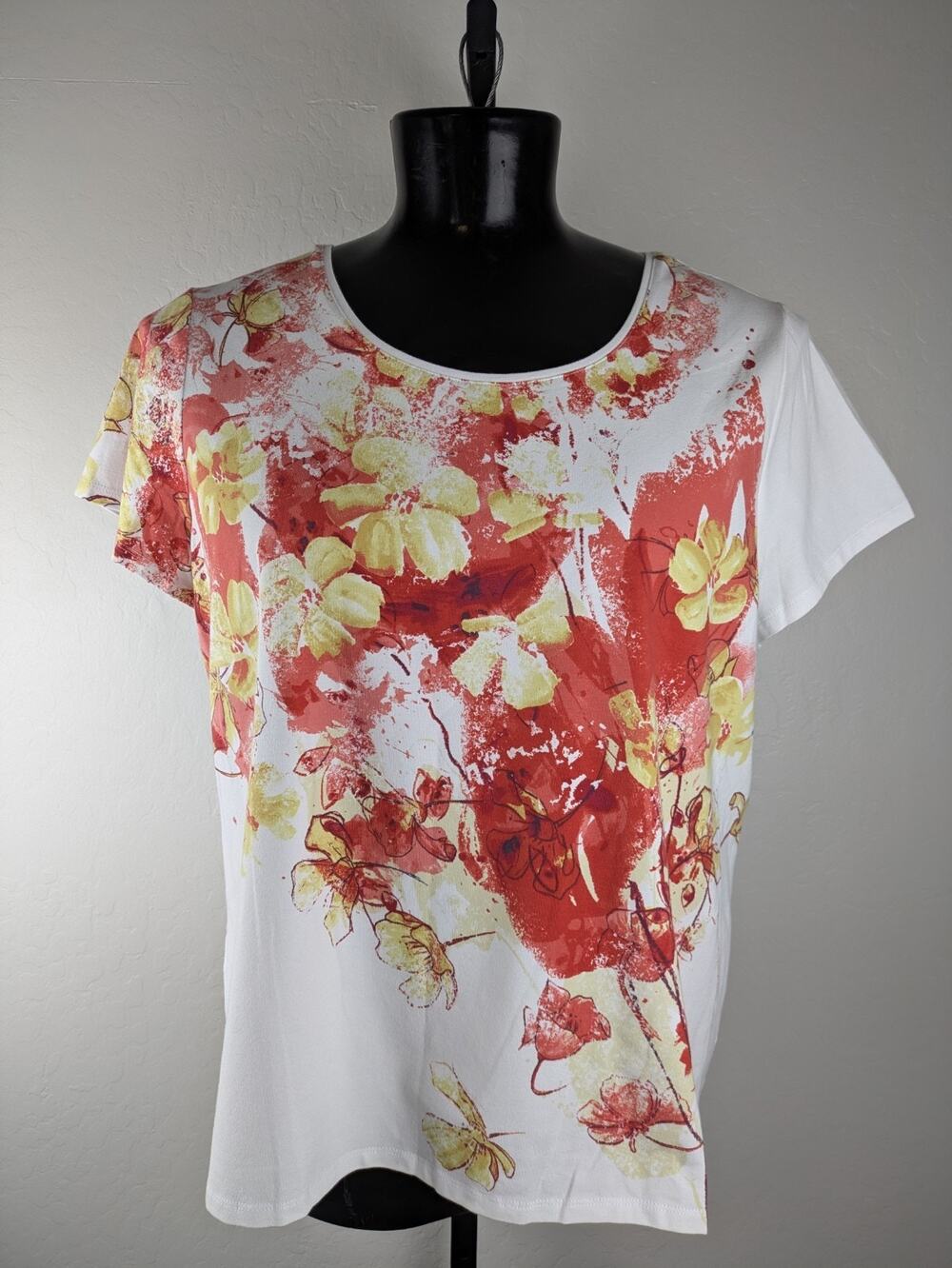 Coldwater Creek Short Sleeve Cotton Spandex T-shirt White Coral Floral